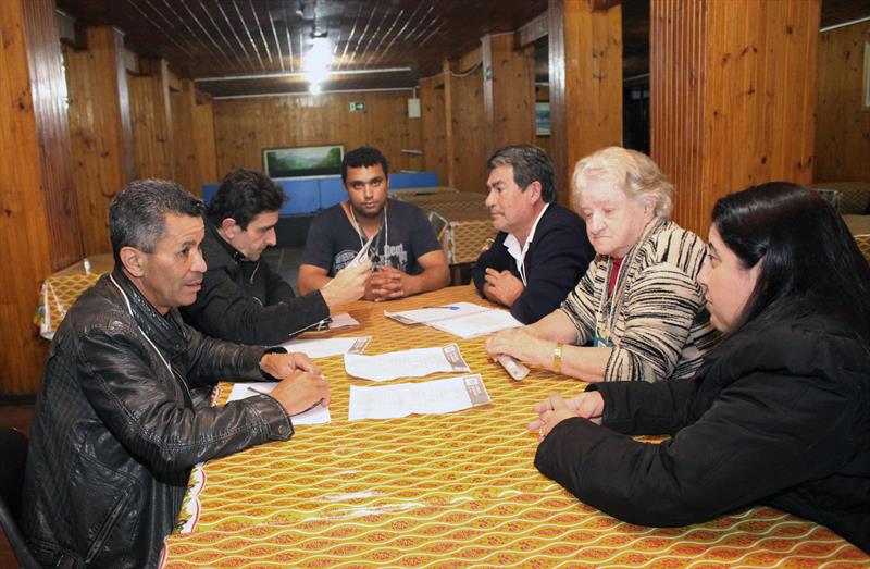 Ontem foi a vez dos moradores do Uberaba e Parolin participarem das consultas públicas do Fala Curitiba. Ontem foi a vez dos moradores do Uberaba e Parolin participarem das consultas públicas do Fala Curitiba.